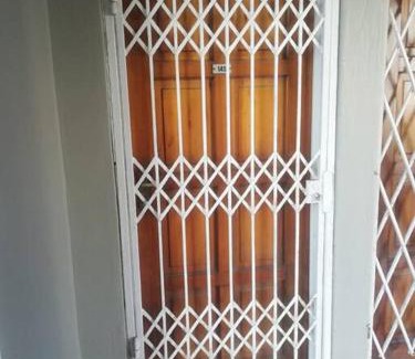 Durban Beachfront Apartamento | DURBAN BEACH HOLIDAY HOME