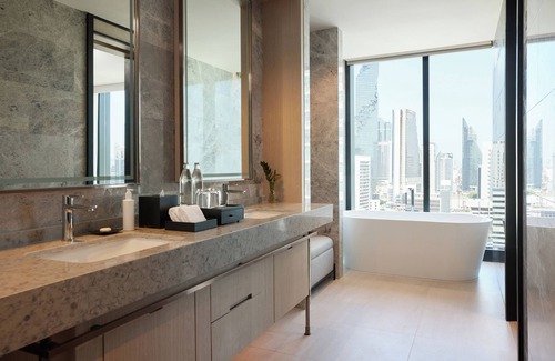 Si Phraya Hotel | Dusitd2 Samyan Bangkok