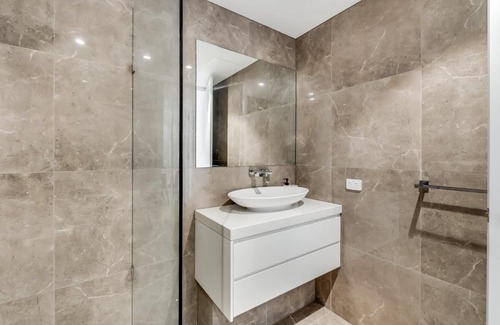 Henley Beach Apartamento | Dusk By The Sea - Gorgeous 2BR Apartment Right By The Ocean With Massive Balcony