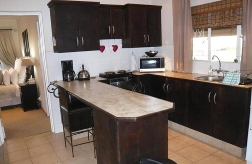 Piet Retief Cama Y Desayuno | Dusk to Dawn Guesthouse