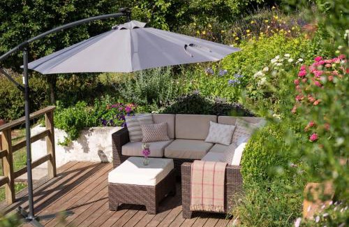 Kingsbridge Casa | Dusky Cottage