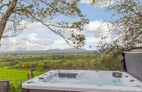 Criccieth Casa | Dutch Barn Two - Uk12873