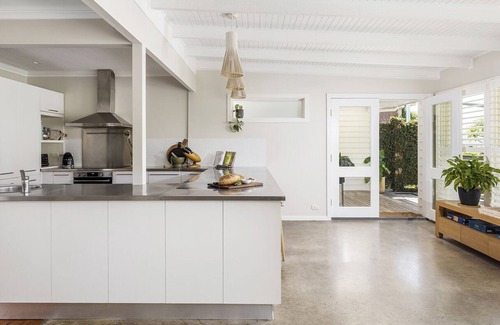 Nelson Bay Casa | Dutchie's Beach Oasis - Private home with pool, walk to beach and town