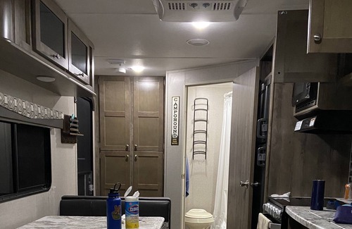 Jasper Casa | Dutchmen Aspen trail RV sleeps 3-4