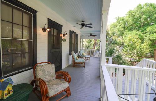 Savannah Beach Casa | Dutton Waller Cottage