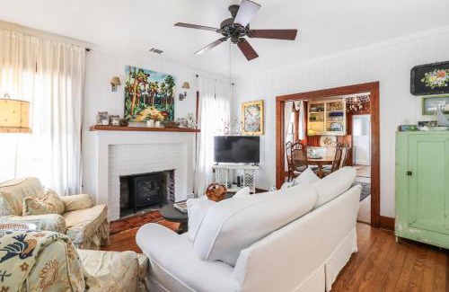 Savannah Beach Casa | Dutton Waller Cottage