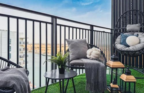 Abu Dhabi Apartamento | DVH Luxe Retreats 1BR Yas Island by Ferrari World and Yas Mall