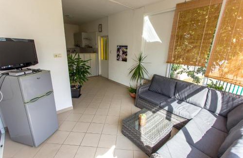 Srima Apartamento | Dvorina