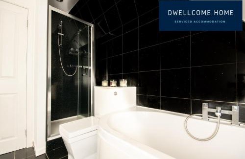 Aberdeen Casa | Dwellcome Home Ltd 5 Double Bedroom 2 and a half Bathroom Aberdeen House, Free Drive Parking, Garden, Fast WIFI, lovely quiet street, Ideal for long term contractor, corporate etc stays - see our site for assurance