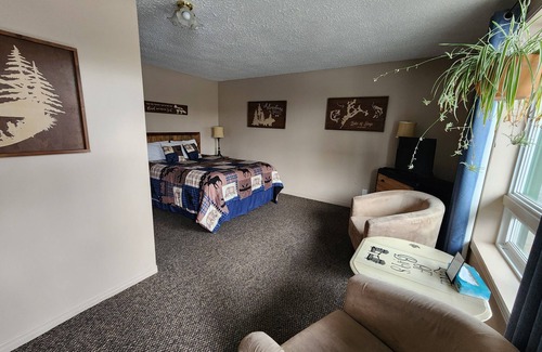 Dwight Hotel | Dwight Village Motel
