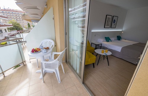Santa Susanna Hotel | DWO Sirius -Adults Only