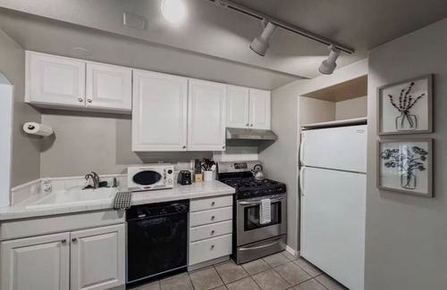 Gatewood Apartamento | Dyane's Treehouse C2