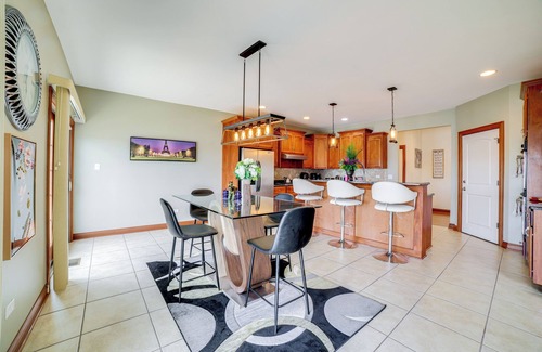 Dyer Apartamento | Dyer Family Escape - 20 Mi to Lake Michigan!