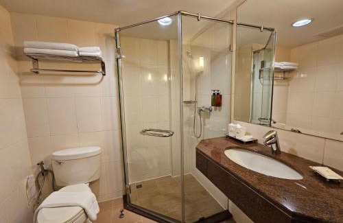 Nana Hotel | Dynasty Inn