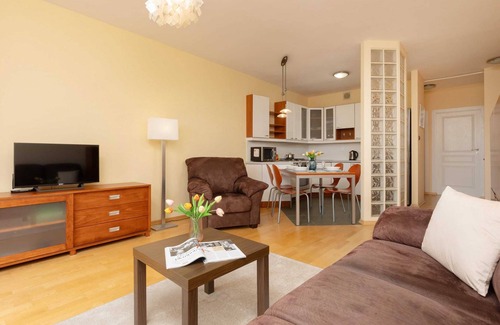 Pruszkow Apartamento | Działkowa 46 | Classic Apartment | Balcony