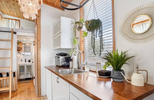 Blackshear-Prospect Hill Casa | E 10th St #B xxxxxxx