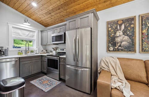 Wildwood Casa | (E) Blue Spruce | 2 Bed, 1 Bath