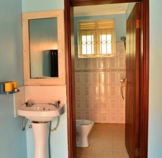 Kireka Hotel | E Club Hotel