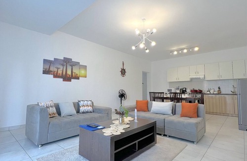 Antananarivo Apartamento | E&D Apartment with balcony, Quiet and Secure Ideal For Families
