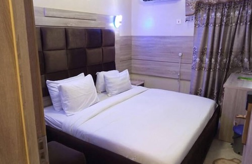 Ibadan Hotel | E- Exclusive Hotel