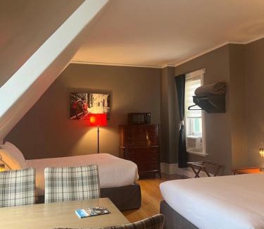 Old Quebec Cama Y Desayuno | E-Hotel Des Grisons