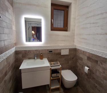 Cremona Casa | E R Suite