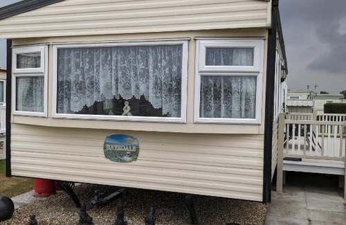 Ingoldmells Casa | E16 Millfields 6 berth caravan MAX 4 ADULTS Bob family's only and lead person must be over 30