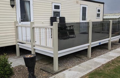 Ingoldmells Casa | E16 Millfields 6 berth caravan MAX 4 ADULTS Bob family's only and lead person must be over 30