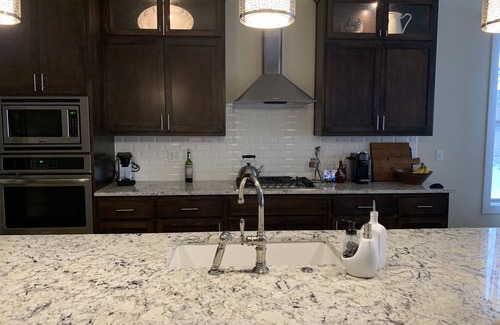 Appleton Casa | EAA Rental! Beautiful 3 bedroom home!! Appleton Wisconsin