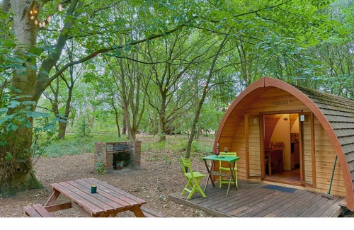 Bury St Edmunds Cabina | Eadmund Pod