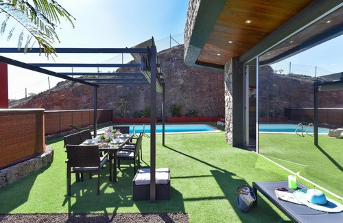 Salobre Villa | Eagle 8 by VillaGranCanaria