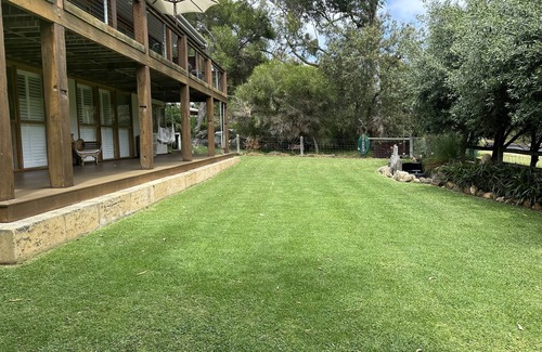 Eagle Bay Casa | Eagle Bay holiday home very close to beach