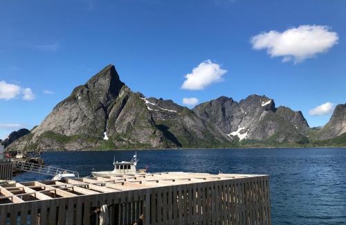 Sørvagen Chalet De Esquí | Eagle bay - Waterfront Rorbu C