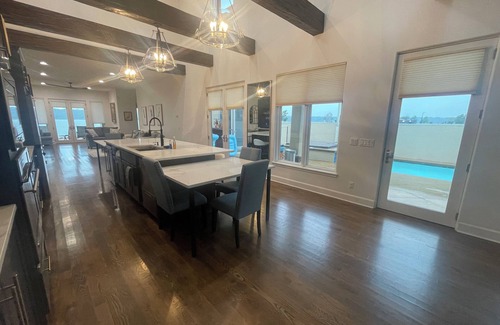 Afton Casa | Eagle Beach- Waterfront, Large Beach, Next to Marina, <1 mile to golf