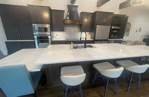 Afton Casa | Eagle Beach- Waterfront, Large Beach, Next to Marina, <1 mile to golf