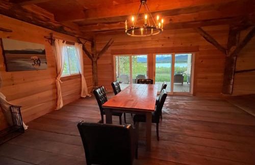 Tatla Lake Cabina | Eagle Bear Lodge