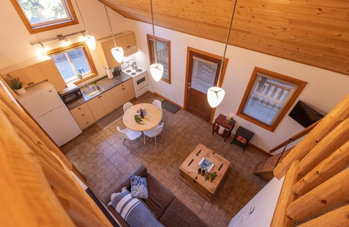Ucluelet Cabina | Eagle Cabin I West Coast Trail I Kayak I Forest