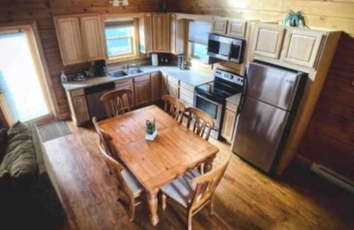 Silt Cabina | Eagle - Colorado River Cabin with Hot tub!