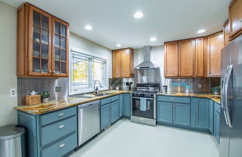Eagle Casa | Eagle Hills Home--next to Golf Course