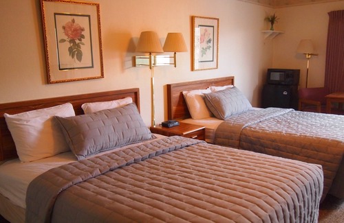 Manitou Springs Historic District Hotel | Eagle Motel
