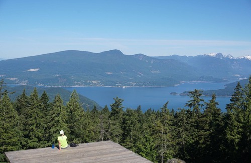 Bowen Island Cabina | Eagle Nest Rental