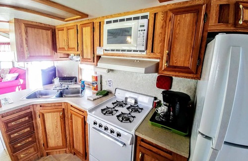 Hill City Cabina | Eagle Nest Vacation Cabin at Creekside