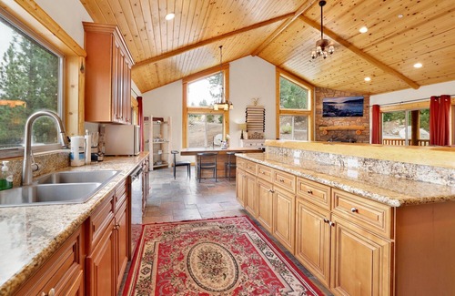 Castle Glen Estates Casa | Eagle Ridge Views #1648
