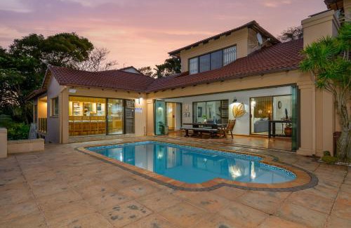 Umtentweni Apartamento | Eagle Road Holiday Home