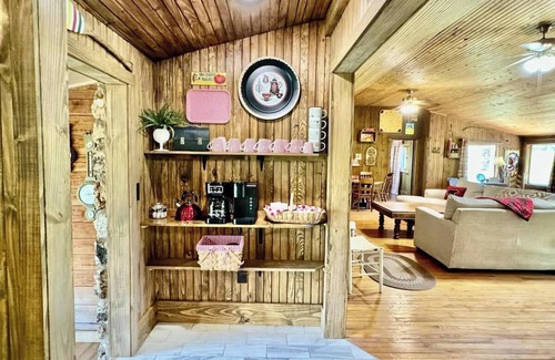 Tahlequah Cabina | Eagle Rock Cabin; River view!