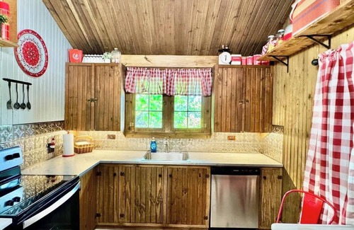 Tahlequah Cabina | Eagle Rock Cabin; River view!