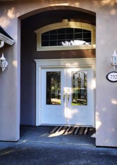 Cordova Bay Casa | Eagle's House, Room #B