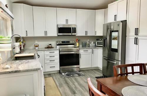 Bumpass Casa | Eagle's Nest Cottage - Lake Anna Waterfront