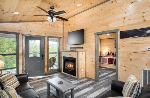 Cosby Casa | Eagle's Nest Hideaway