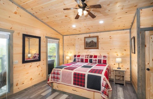 Cosby Casa | Eagle's Nest Hideaway